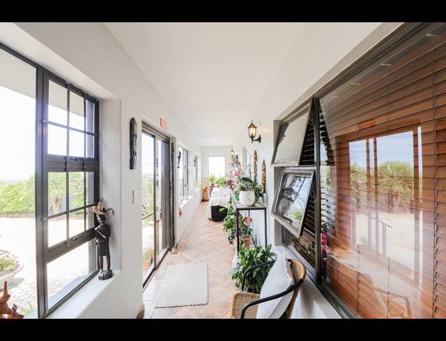 10 BEDROOM FREEHOLD FOR SALE IN DANA BAY